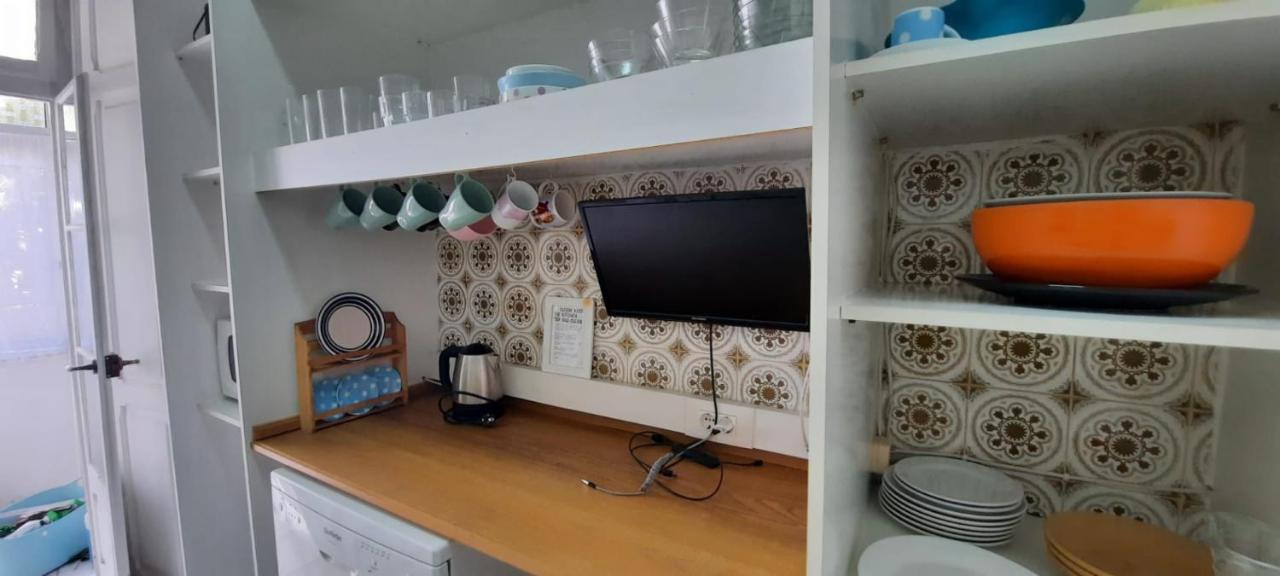 Sunny Terrace Apt, Close To Downtown! 2 Bedroom Flat Lisboa Екстериор снимка