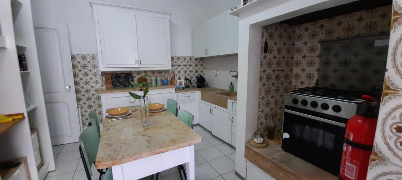 Sunny Terrace Apt, Close To Downtown! 2 Bedroom Flat Lisboa Екстериор снимка