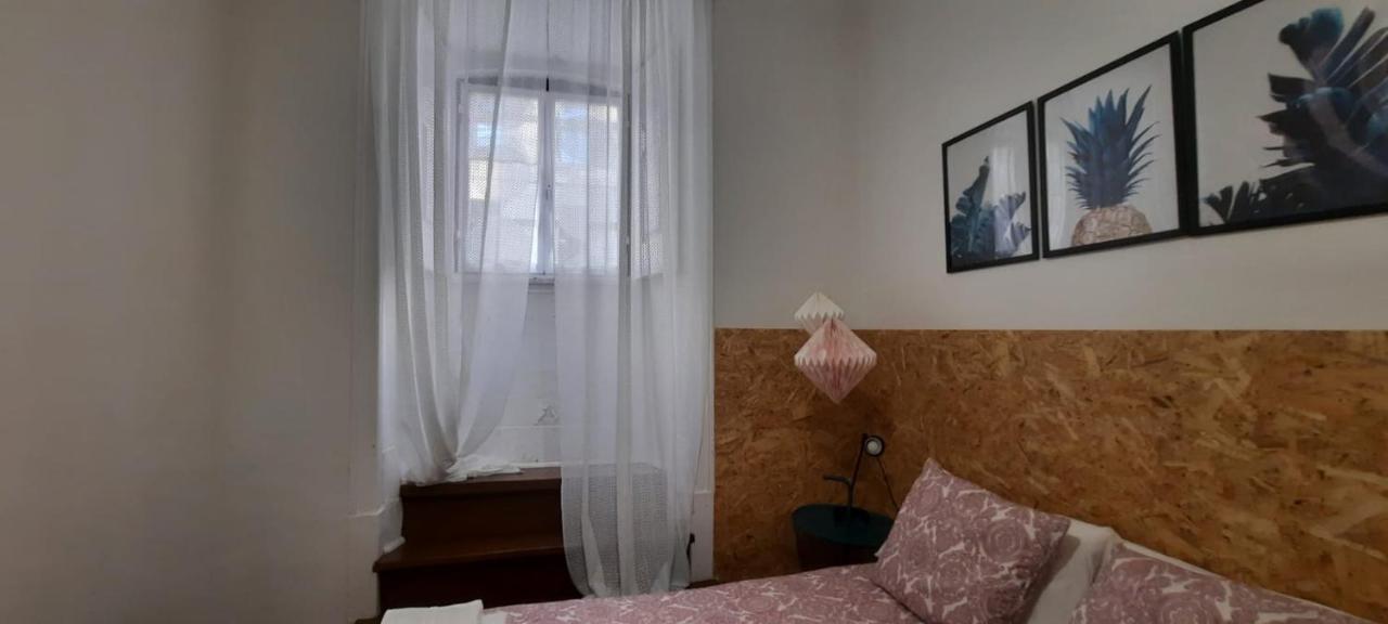 Sunny Terrace Apt, Close To Downtown! 2 Bedroom Flat Lisboa Екстериор снимка